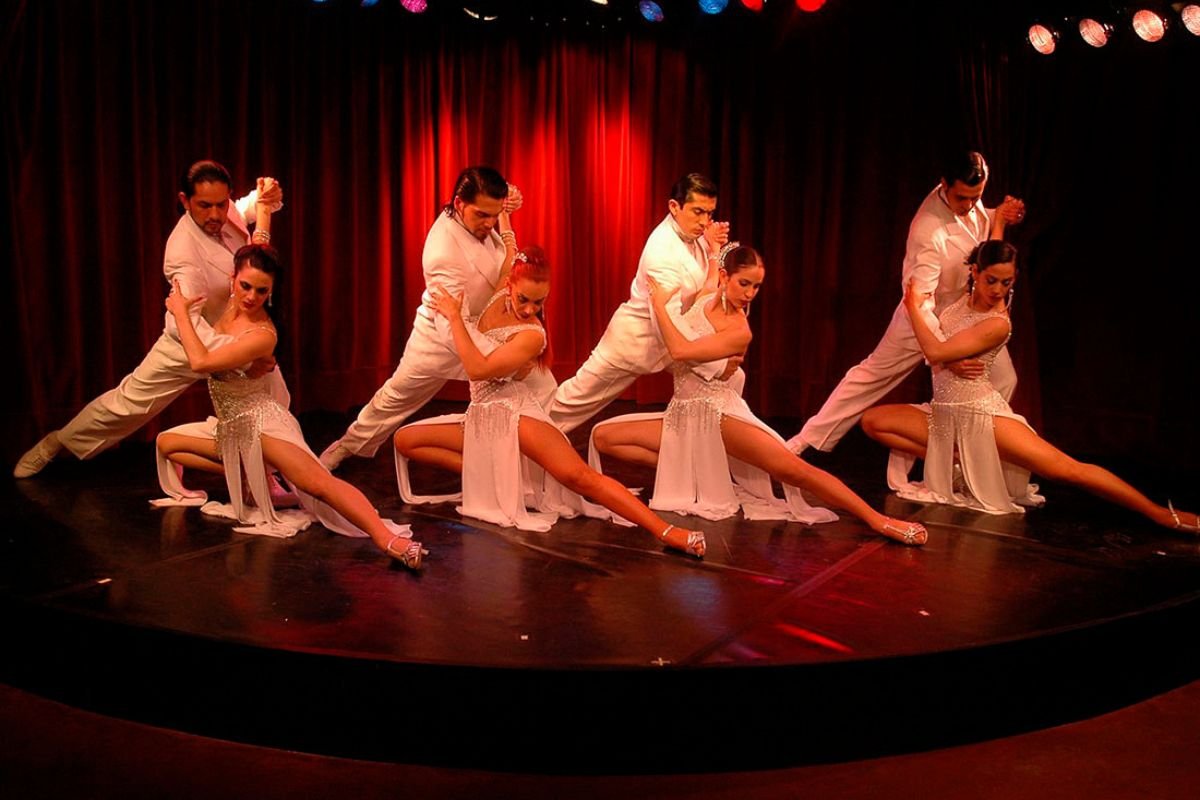 El-encanto-de-Rojo-Tango-en-el-Hotel-Faena